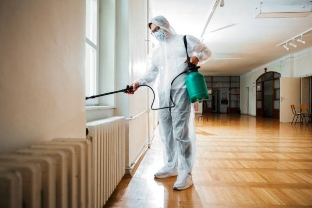 Best Pest Removal Services  in Three Lakes, FL